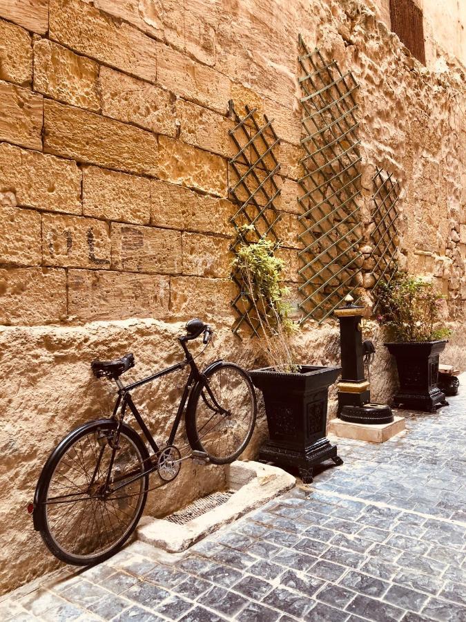10 La Ruelle Daire Valletta Dış mekan fotoğraf