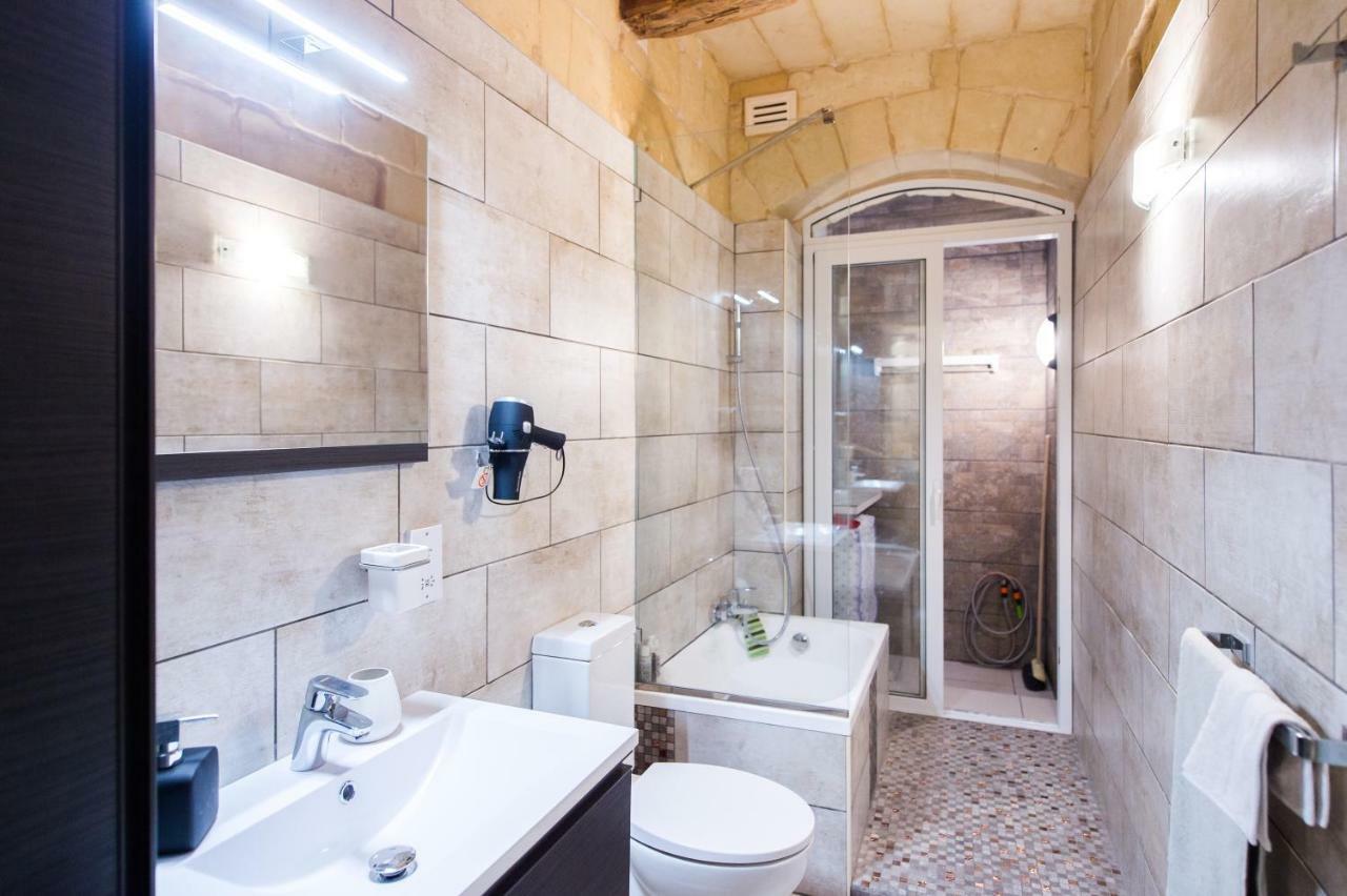 10 La Ruelle Daire Valletta Dış mekan fotoğraf