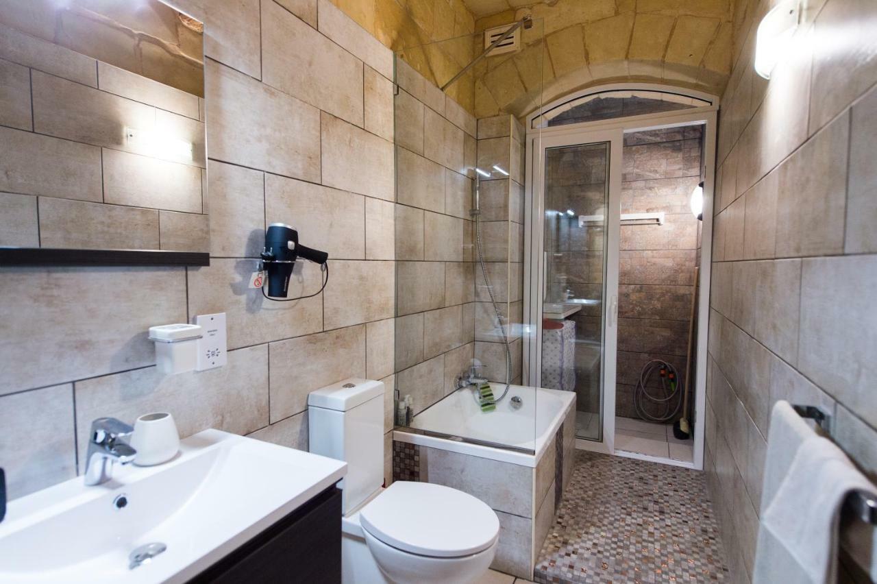 10 La Ruelle Daire Valletta Dış mekan fotoğraf